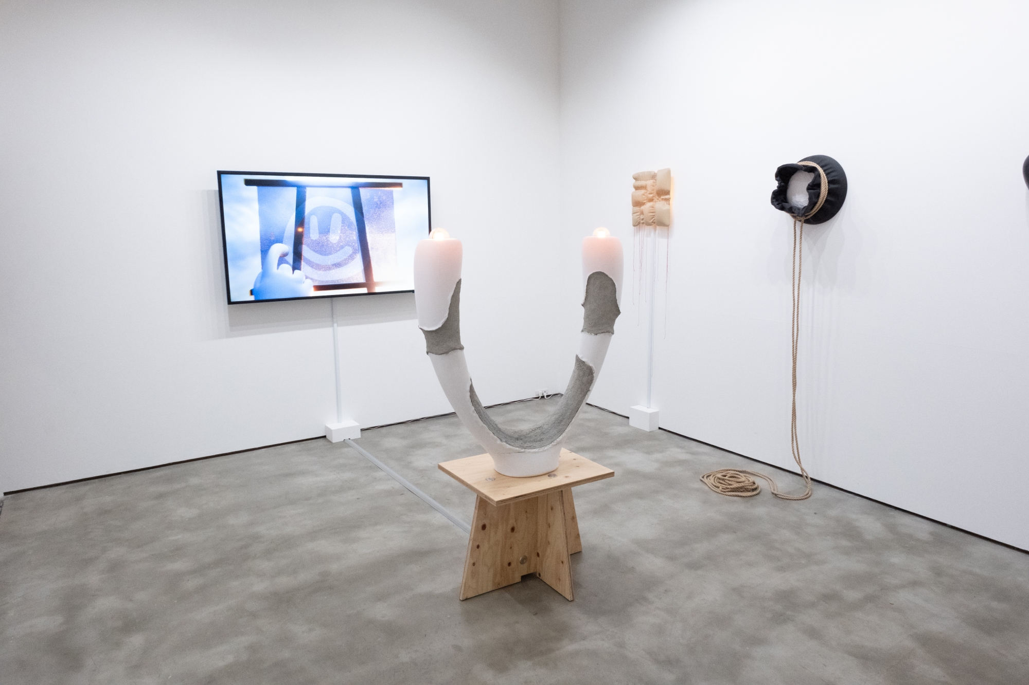 Depth / Shun Yazawa