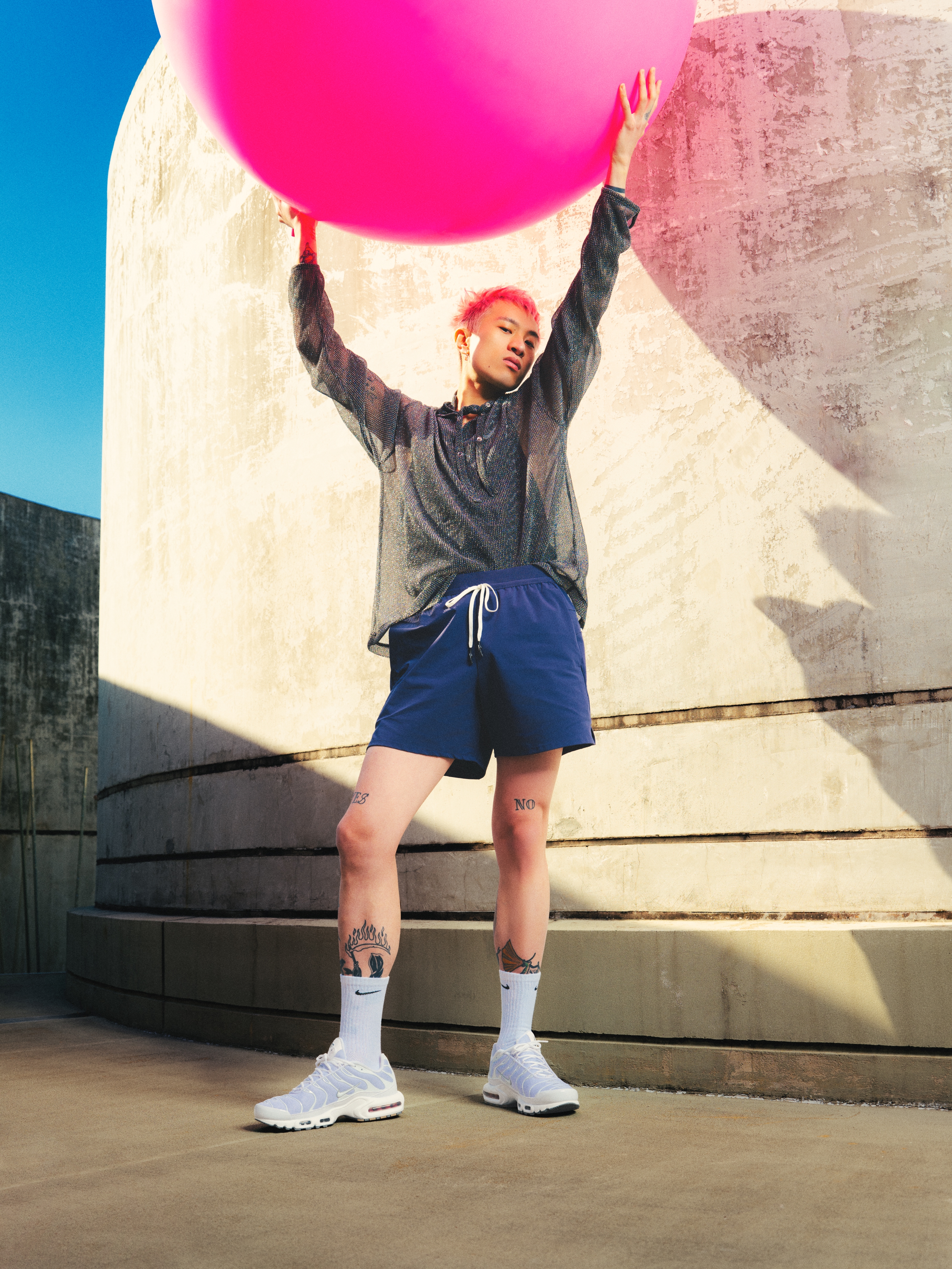 NIKE Invincible Summer